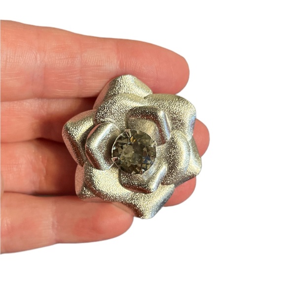 Silver Toned Floral Rhinestone Clip On Earring and Brooch/Necklace Pendant Set - Picture 2 of 4